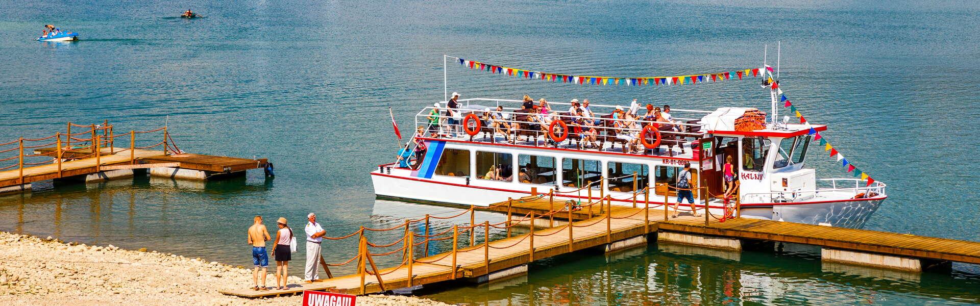 cruise ship on Lake Czorsztyńskie